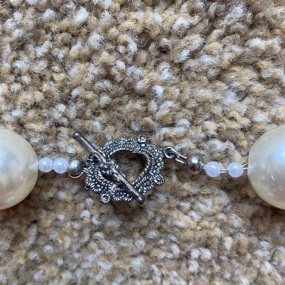 Girls Beaded Necklace - Picture 7 of 8